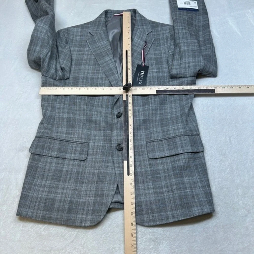 Tommy Hilfiger Modern-Fit Sport Coat Mens 40S 40 Gray Plaid Blazer $295‎ NEW